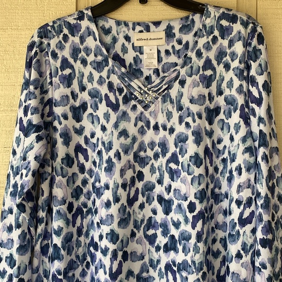 Alfred Dunner Top Blue Animal Print Montana Sky - Picture 14 of 15